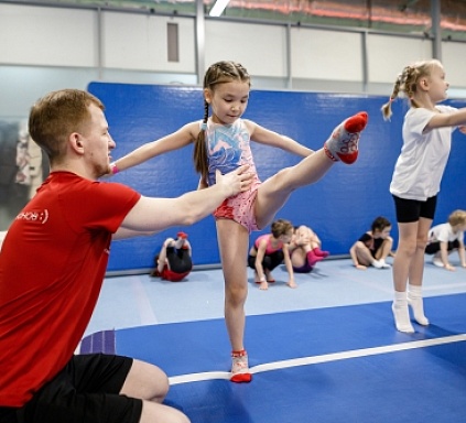Теперь выбрать своему ребёнку тренера по гимнастике очень легко!